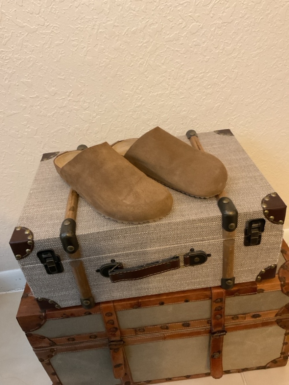Women's Suede Slip-On Clog Mules in Brown